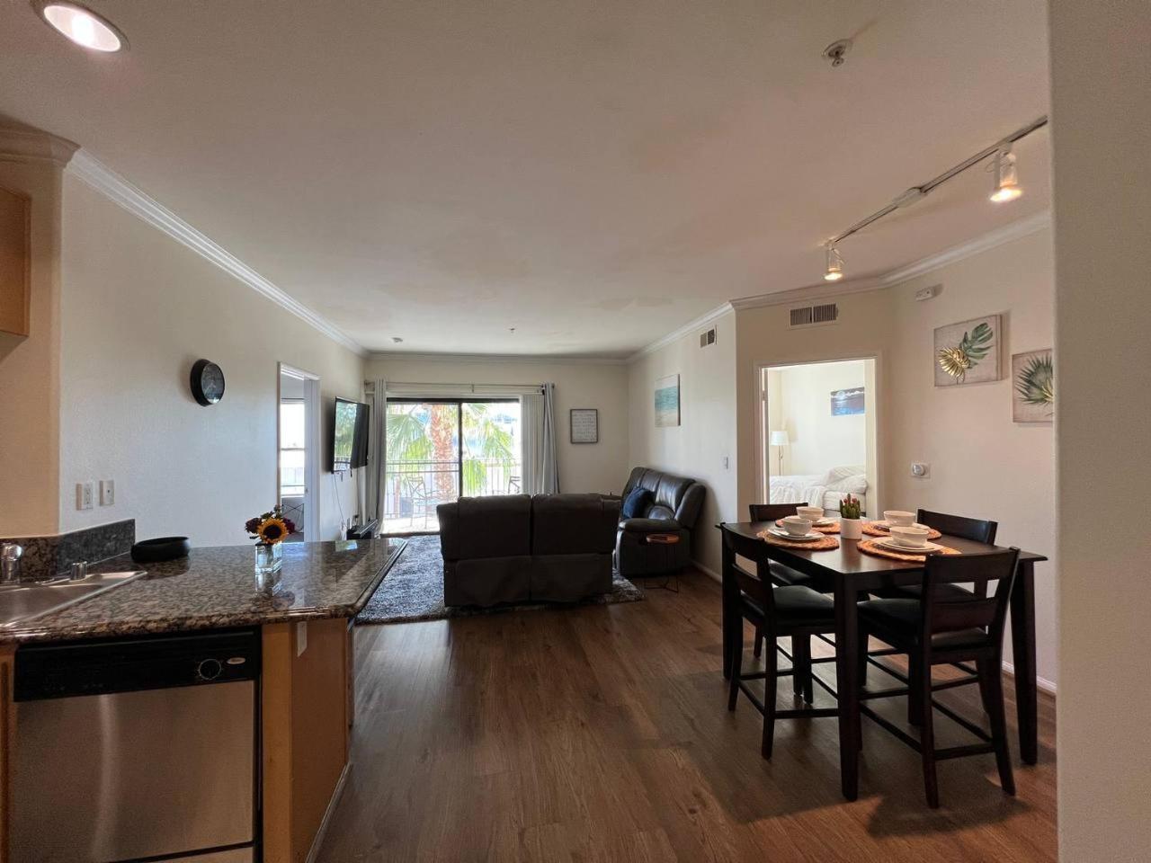 Socal La Lux On 3Rd Aparthotel Лос Анджелис Екстериор снимка